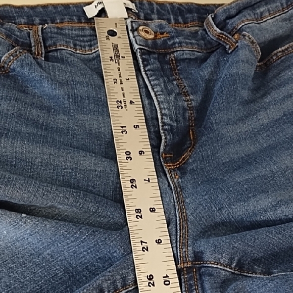 Nine West Blue Relaxed Cropped Stretch Denim Jeans - Picture 6 of 14